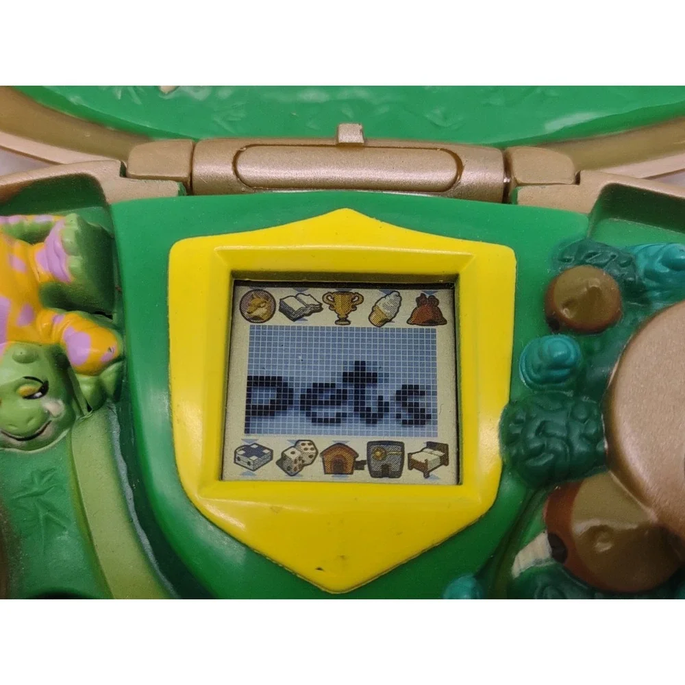 Vintage 2003 Hasbro NeoPets Virtual Electronic Handheld Game +3 Original Figures